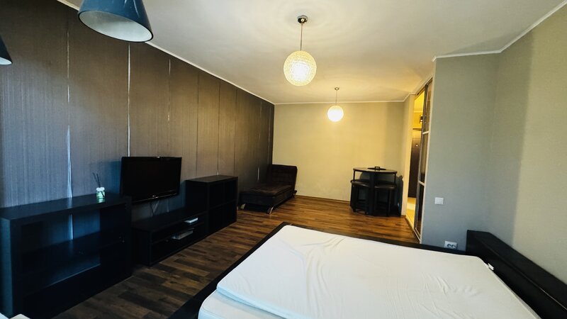 Garsoniera spatioasa 42 mp, direct particular, complet renovata si utilata